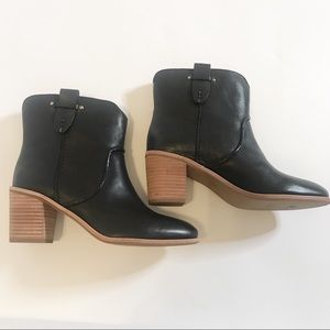 Bass Booties in Black Size 7